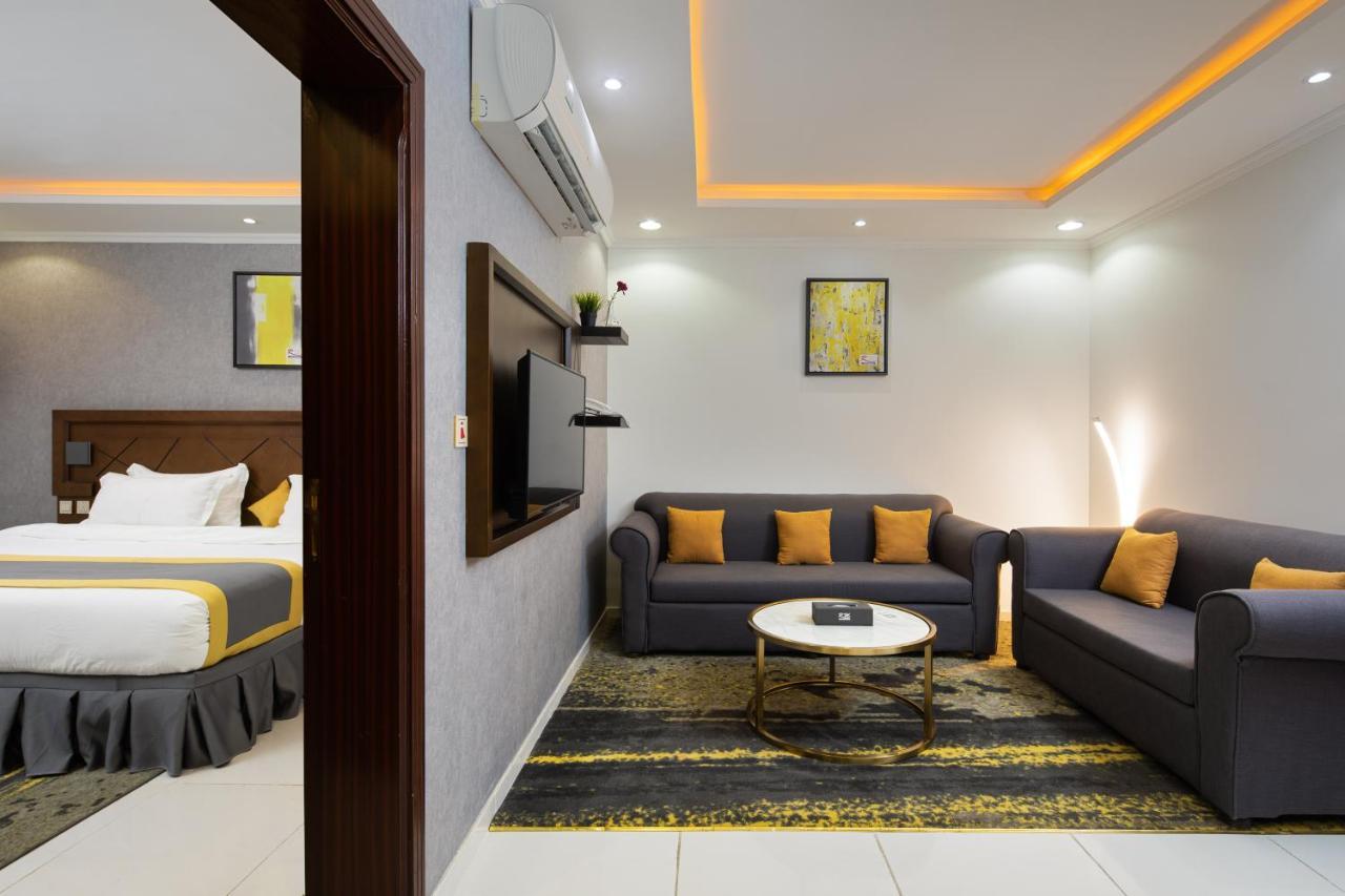 Mirada Purple - Al Waha Hotel